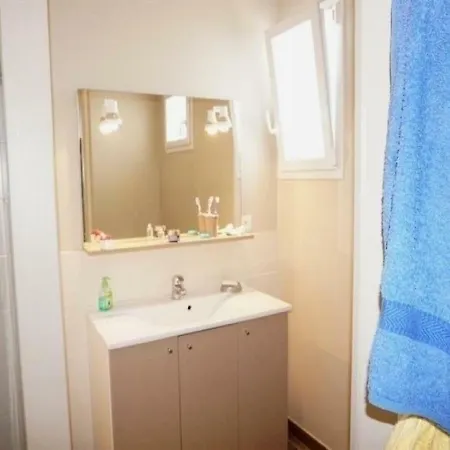 Holiday home House L'olivette Maison 6 Pers Avec Cour Ile De Re La Couarde-sur-Mer