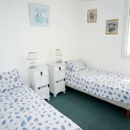 Holiday home House L'olivette Maison 6 Pers Avec Cour Ile De Re *