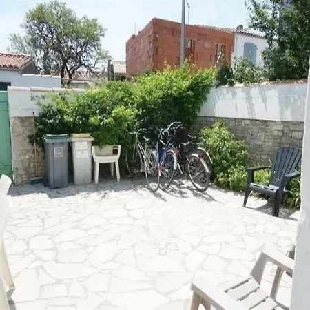 House L'olivette Maison 6 Pers Avec Cour Ile De Re